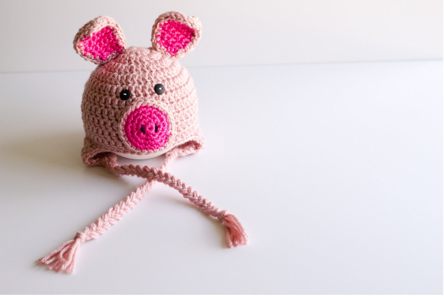 Crochet Pig Hat: Newborn to Child, Photo Prop