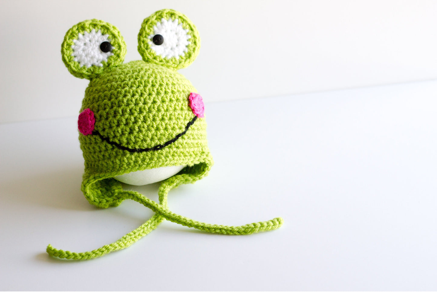 Crochet Frog Hat: Newborn to Child